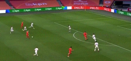 7f62e82e-d7b4-4e07-a56a-1112e7feeec9.gif